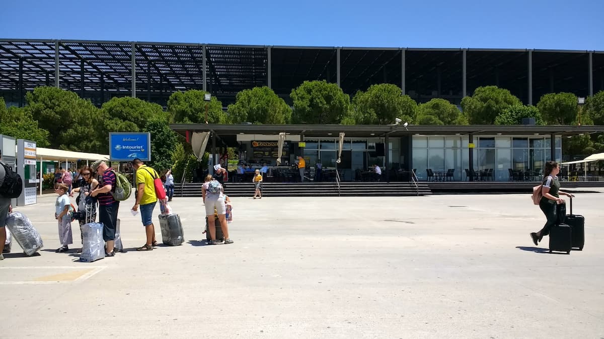 dalaman airport arrivals