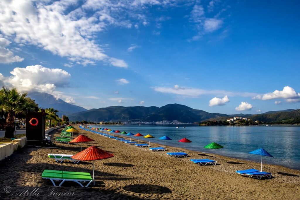 Calis Beach, Fethiye: Water, Sunset, Transport & Local Tips 2 Sandy and pebbly shore at Calis Beach in Fethiye